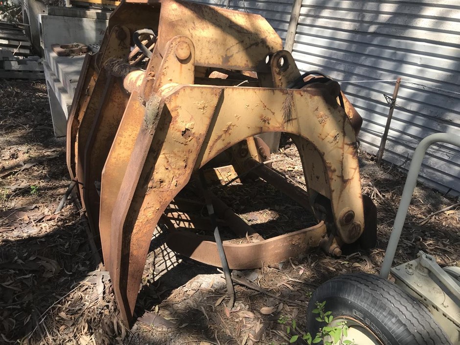 REMINGTON Super Glide Ceramic Hair Straightener.