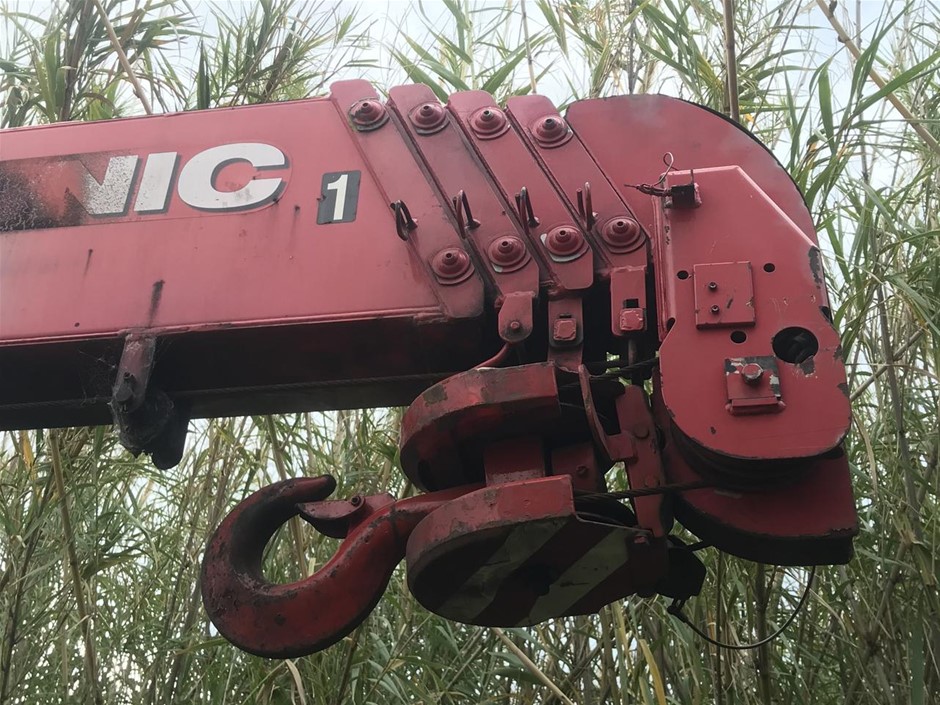 REVLON One-Step Volumiser Original 1.0 Blowout Brush, AU Plug, Mint.