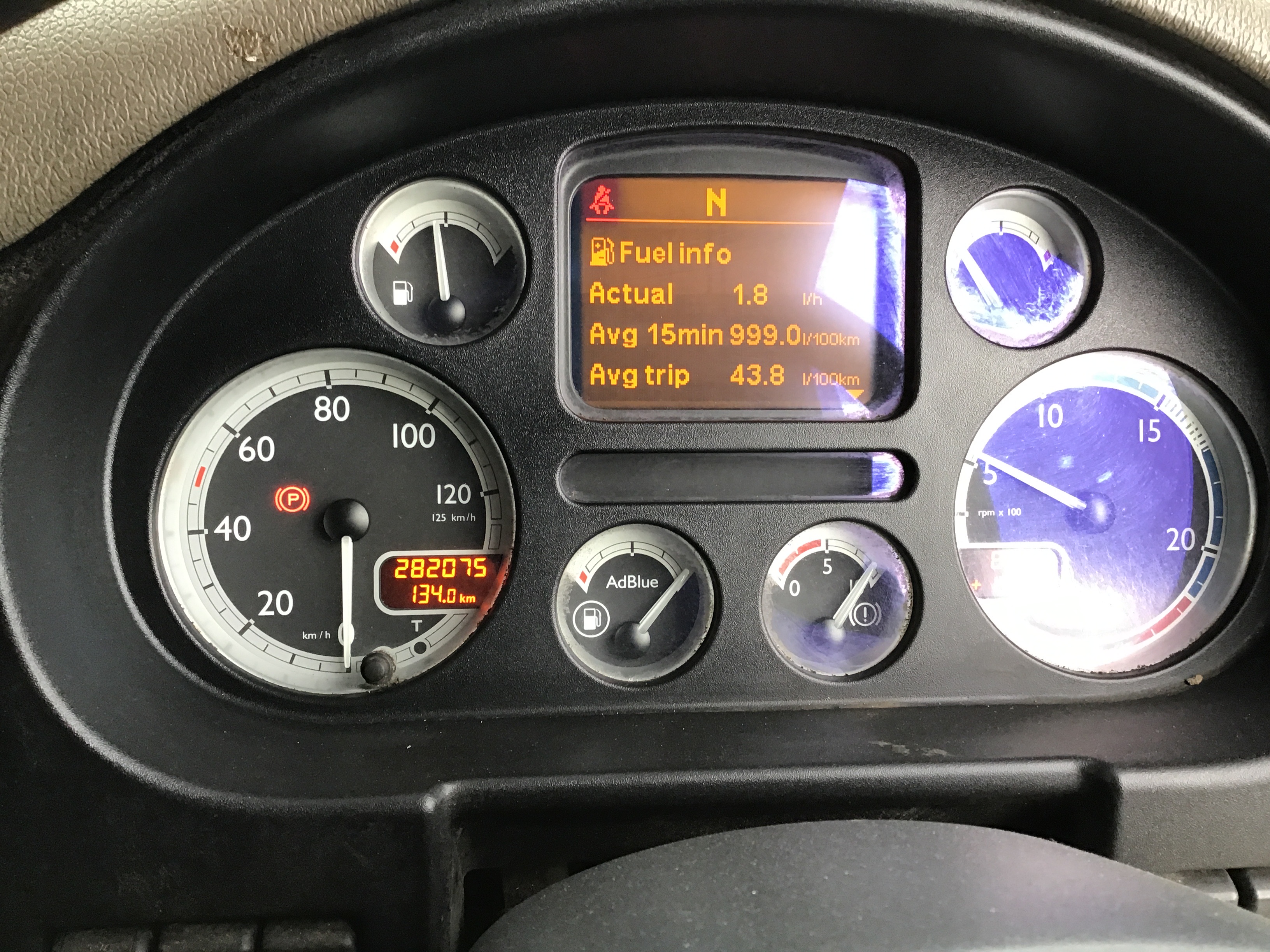 Copper Water Bottle Hammered 1 Litre for Ayurvedic Health Benefit