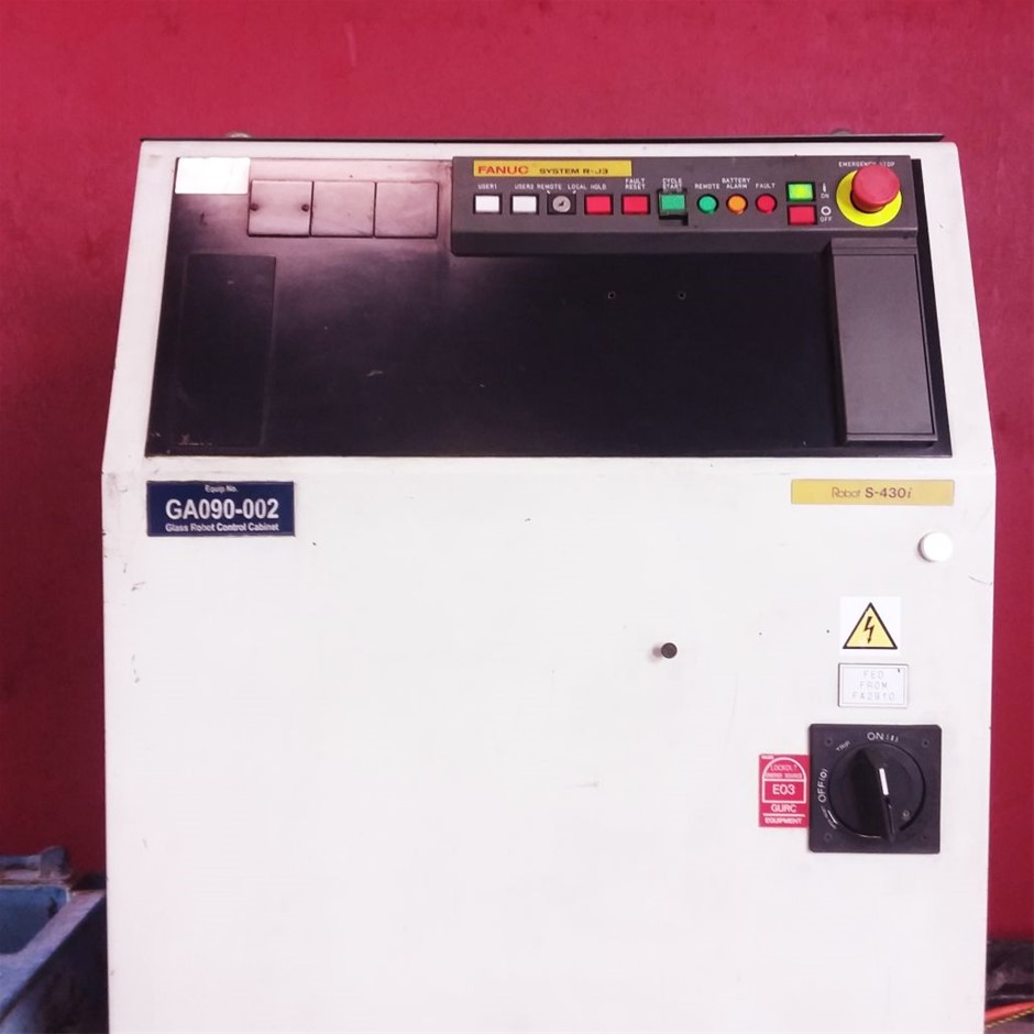 0.12 carat white round 4 diamond