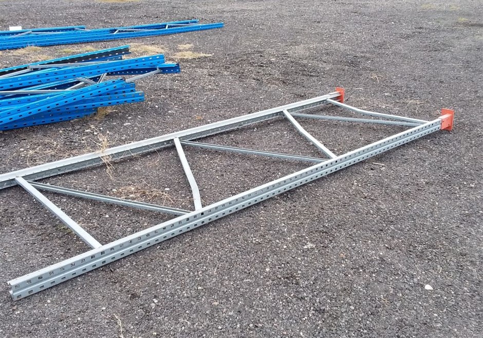 New Waterproof Men'S Watch Barrel Shaped Transparent Quartz Watch Popular