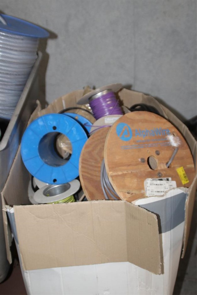 0.12 carat white round 4 diamond