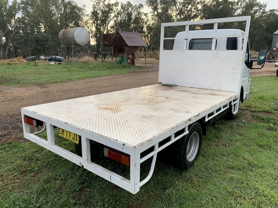 0.19ct GRA Certified Moissanite 925 Silver Band Ring - Size 5