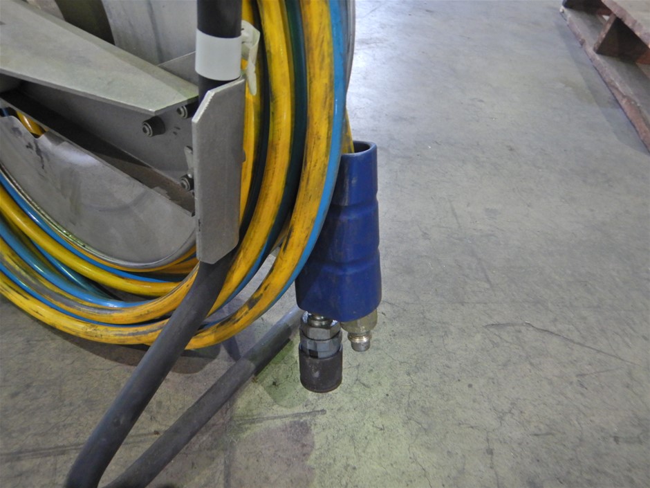 8-9mm Black Potato Pearl with Blister Pearl Necklace