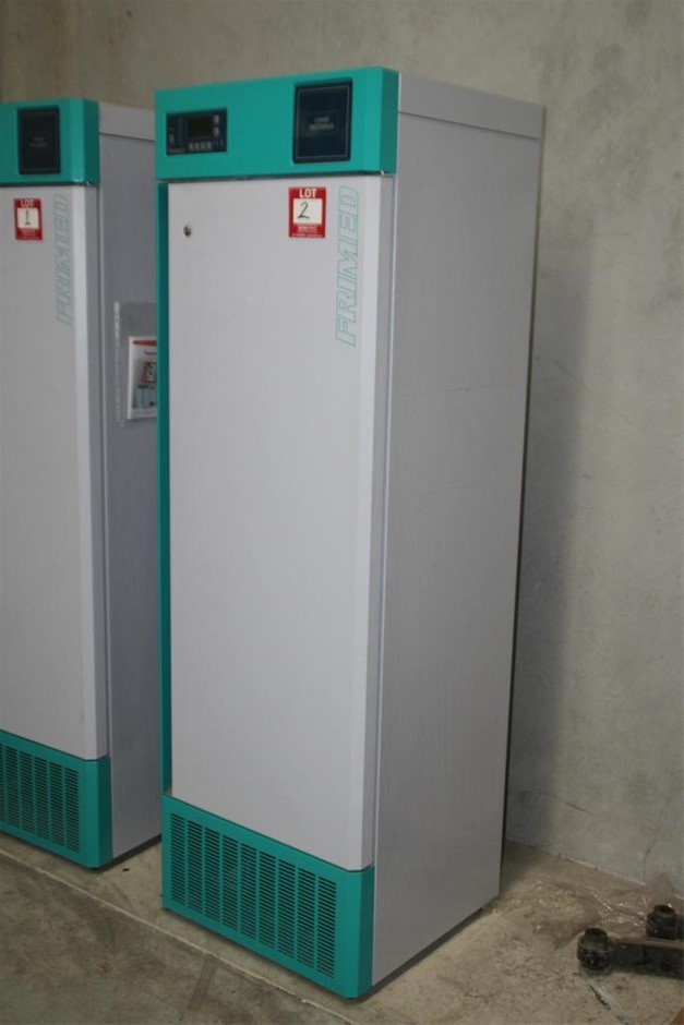 7-8mm Grade AB Black Mix Shape Pearl with 18k Real Gold Plated Bracelet