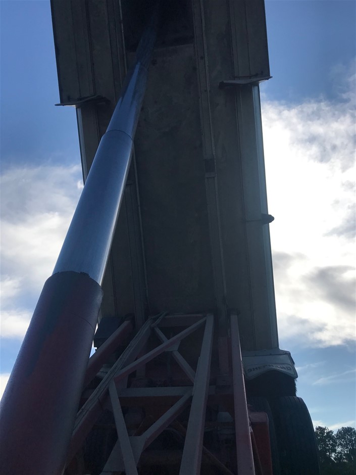 MAISTO 1:18 Lamborghini Temerario SE edition Blu Marinus Matt Blue Metallic