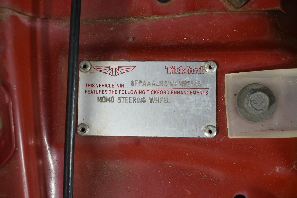 LAZYPANTS Women's Slides, Size US10, Cream/Tan.