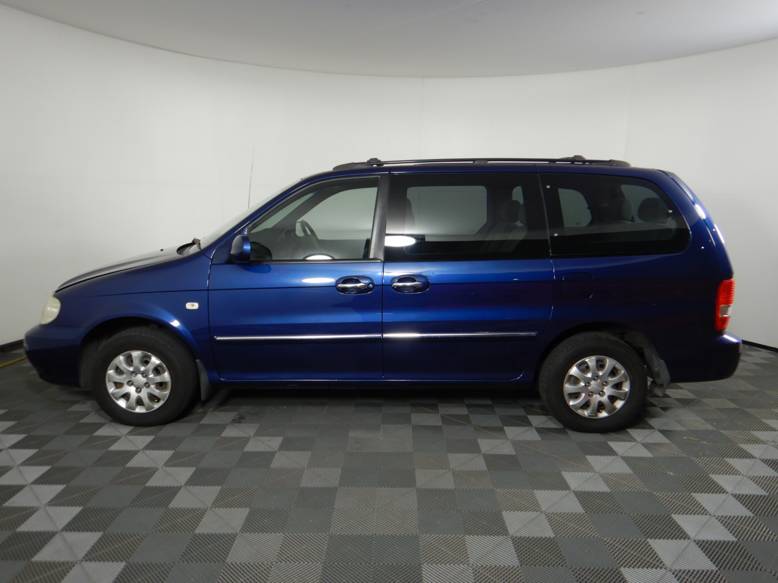 DE'LONGHI Pinguino Compact ES72 CLASSIC Silent Portable Air Conditioner.