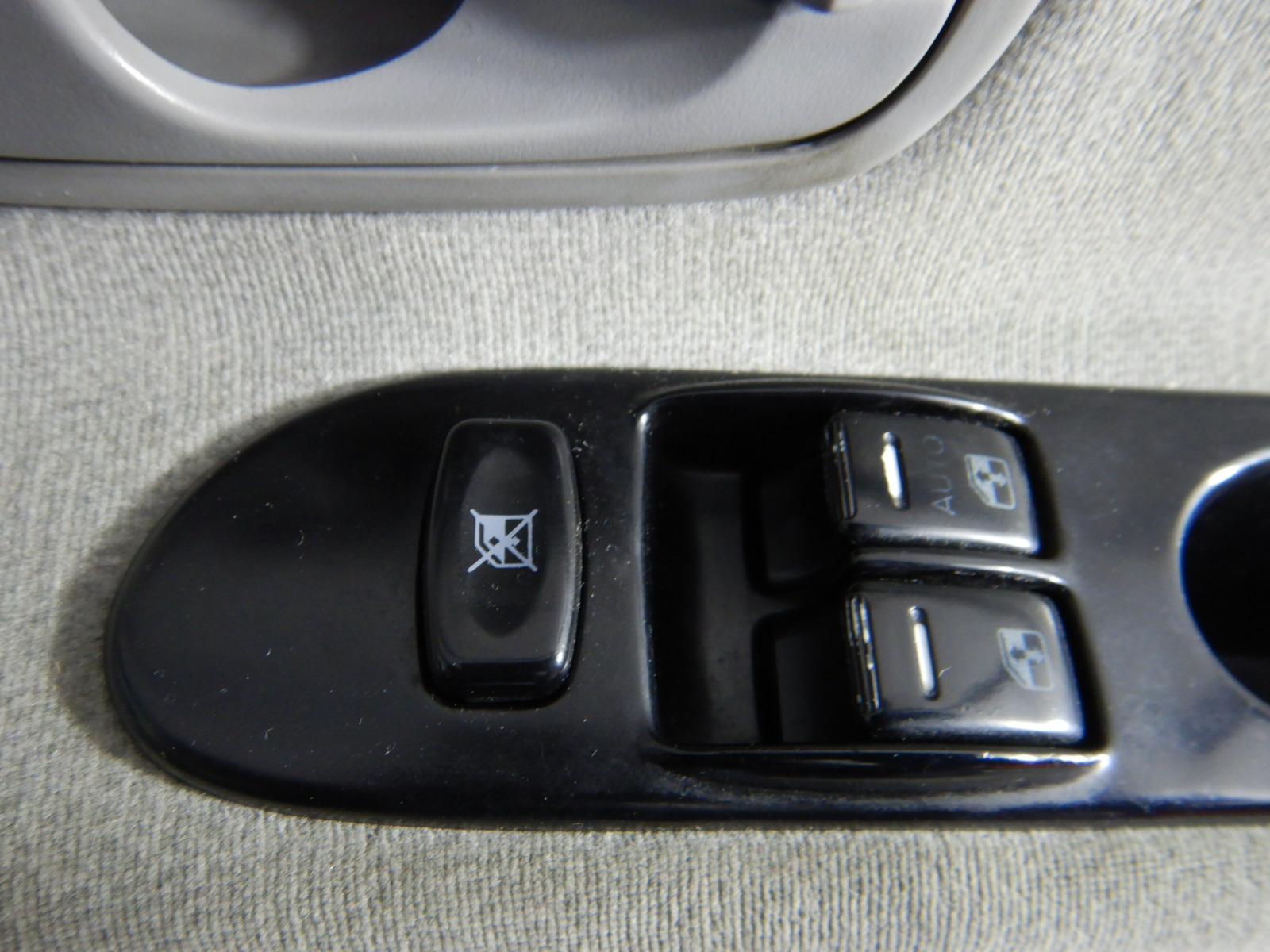 SAMSUNG 43 Inch M70F 4K UHD Smart Monitor Vision Ai 3940x2160 Smart TV. NB: