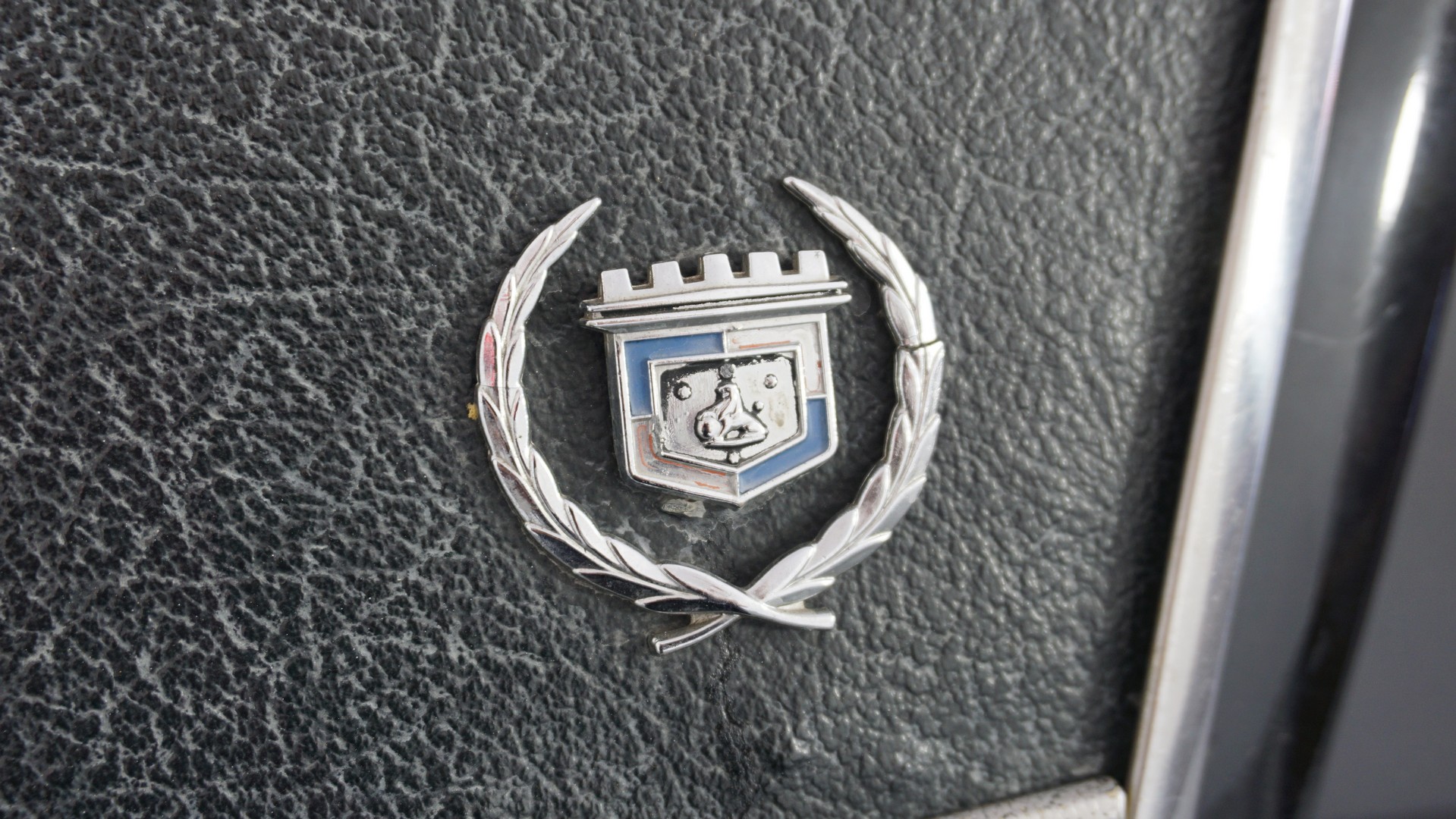 3 x GILLETTE Fusion Hydra Gel Sensitive Skin, 195g. N.B: Minor leak.