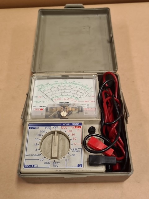 2 x Bag of 50pc NESTLE KitKat Bulk Pack, 700g. NB: Not in original outer pa