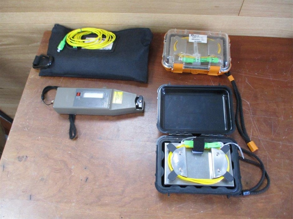 MIKASA 2pc Wire Baskets, Round. NB: Not in original packaging, some wires a