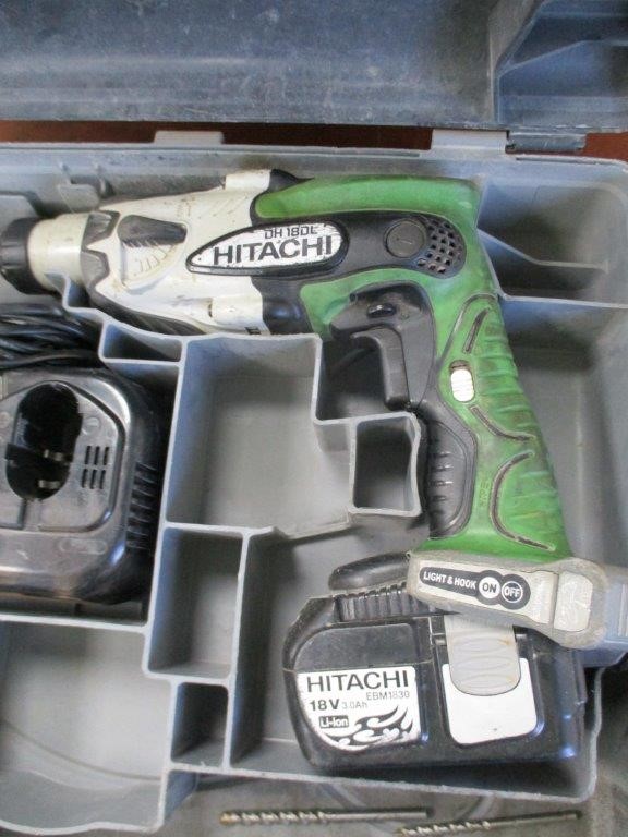 2 x Milwaukee Packouts and Tools