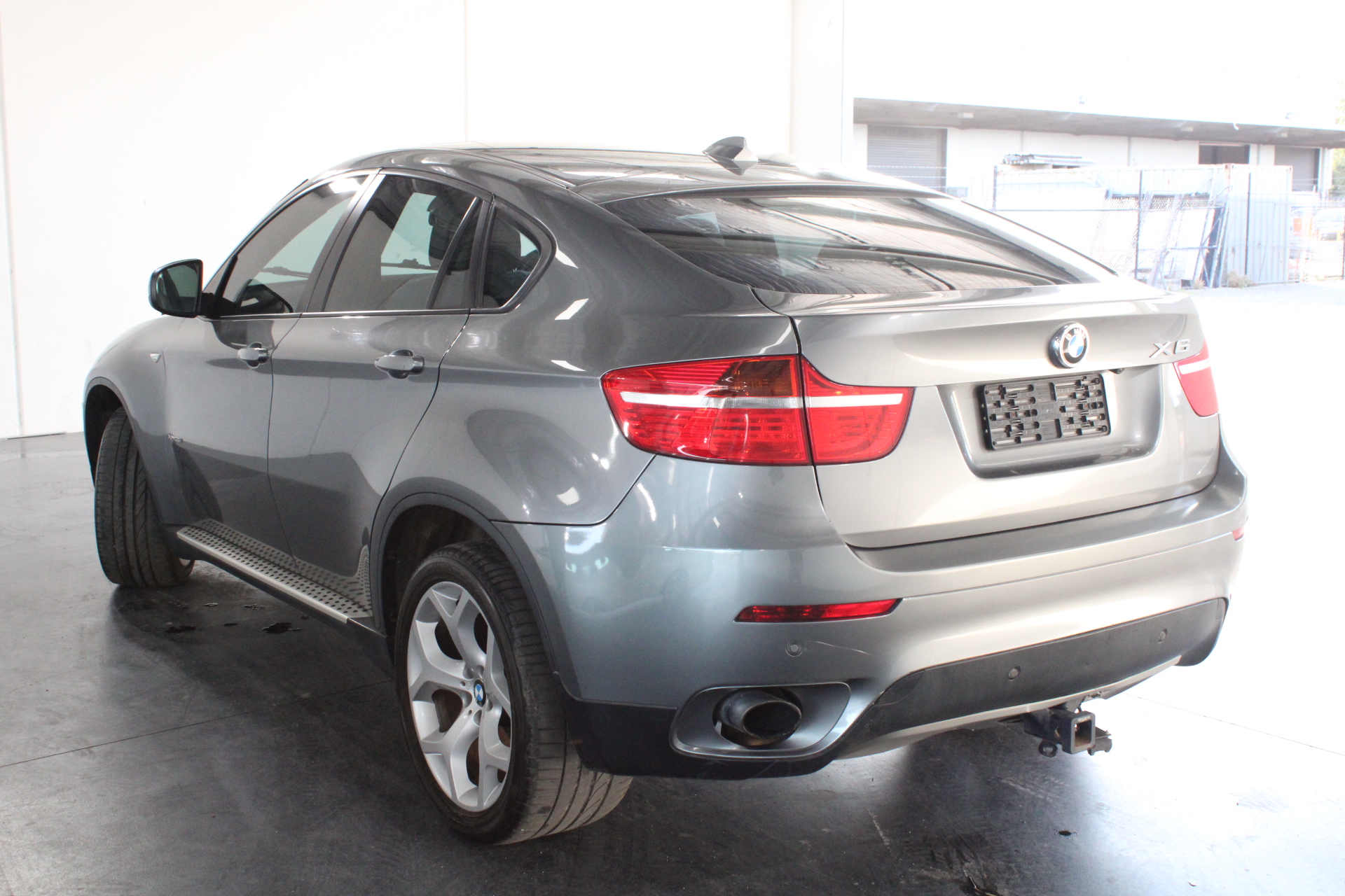 Copper Water Bottle Hammered 1 Litre for Ayurvedic Health Benefits