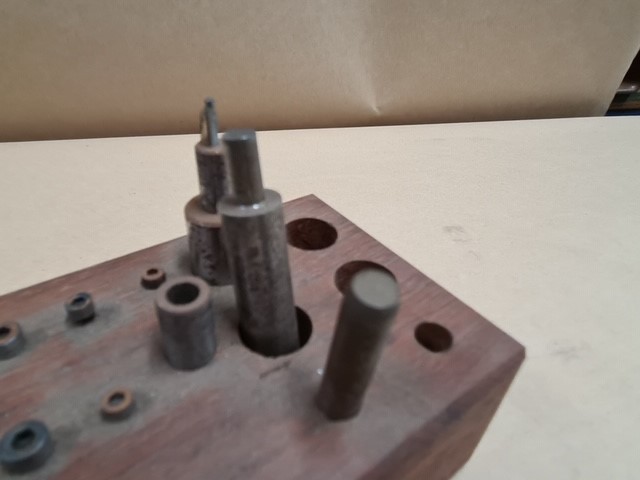 C.O.A. (Set) 7 x 1 Troy OZ "OLD AUST NOTE SERIES" Ingots Finished 999 Gold