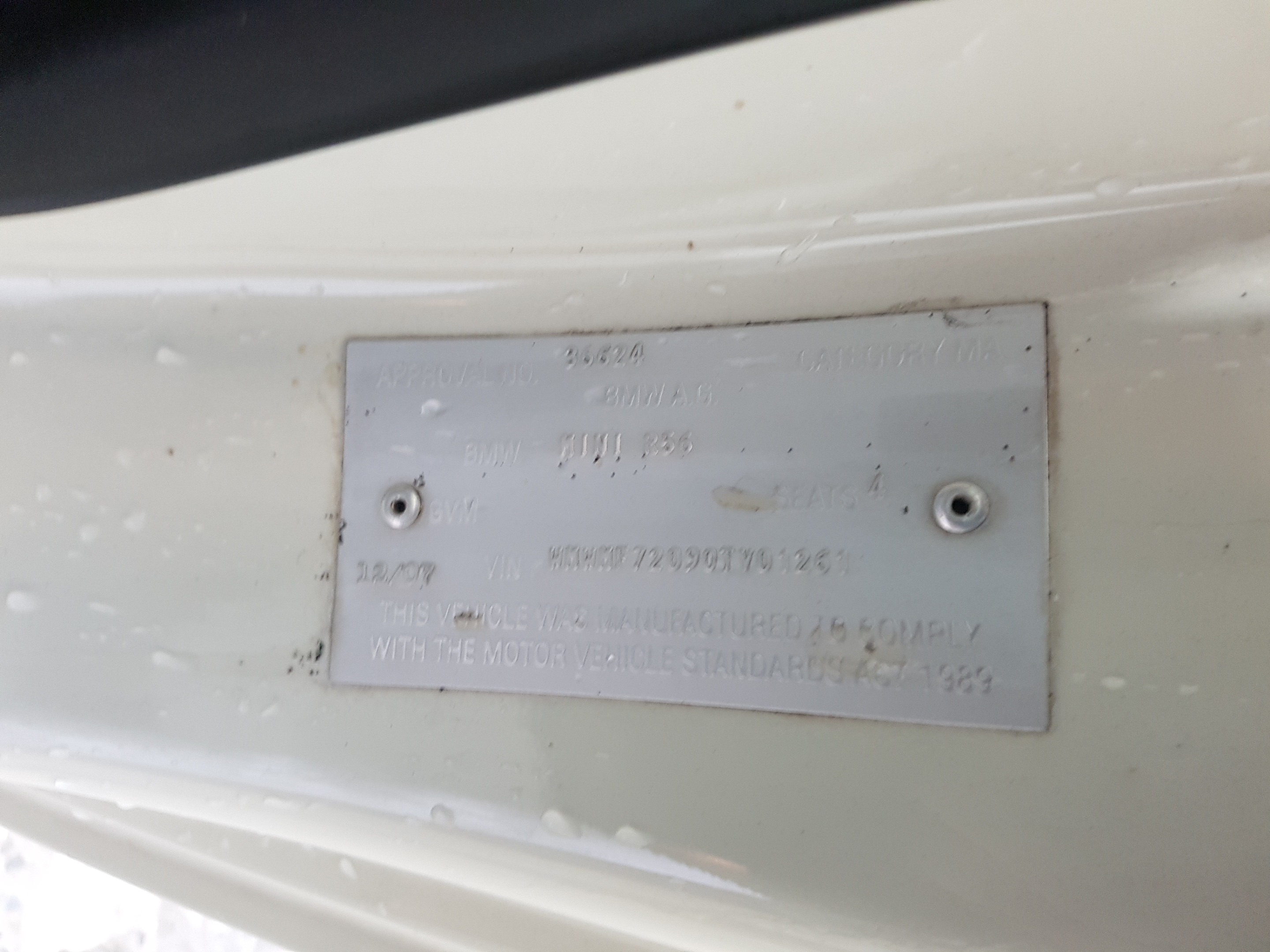 2022 Queen Elizabeth Platinum Jubilee Gold plated Medallion