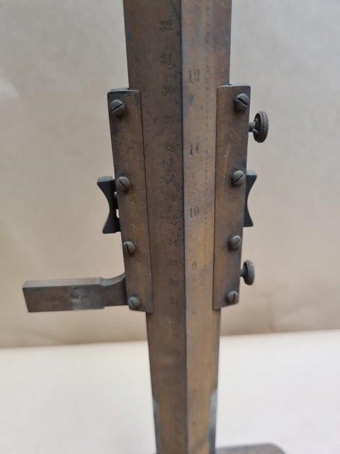 One Kilo of Australia KGV/King George VI/Queen Elizabeth Mix Date & Pennies