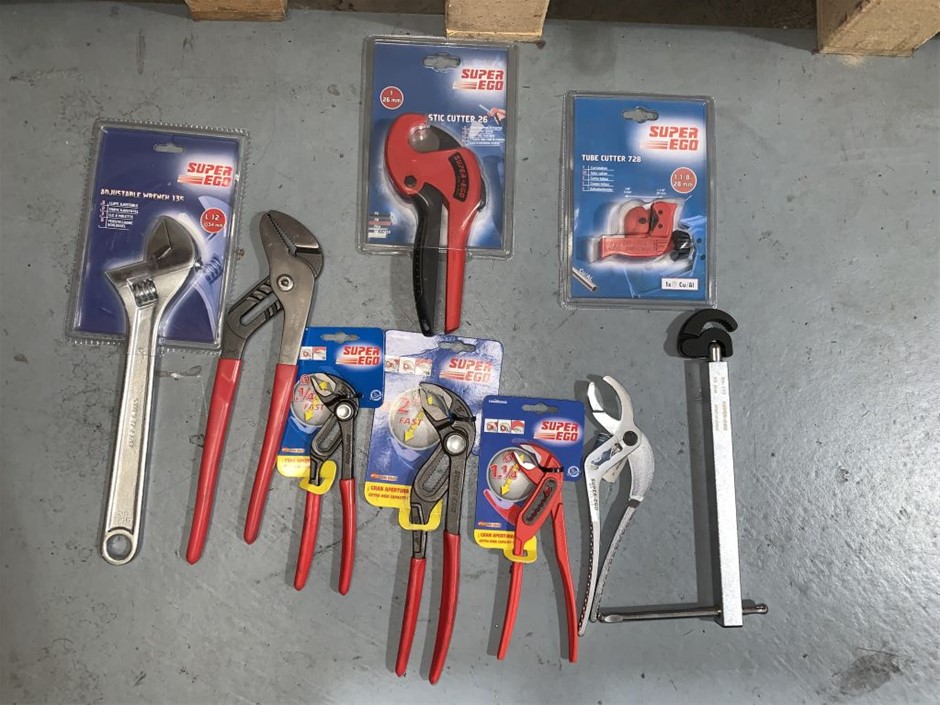 Henri Le Blanc Cuvee Rosé Brut NV (6x 750mL), France.