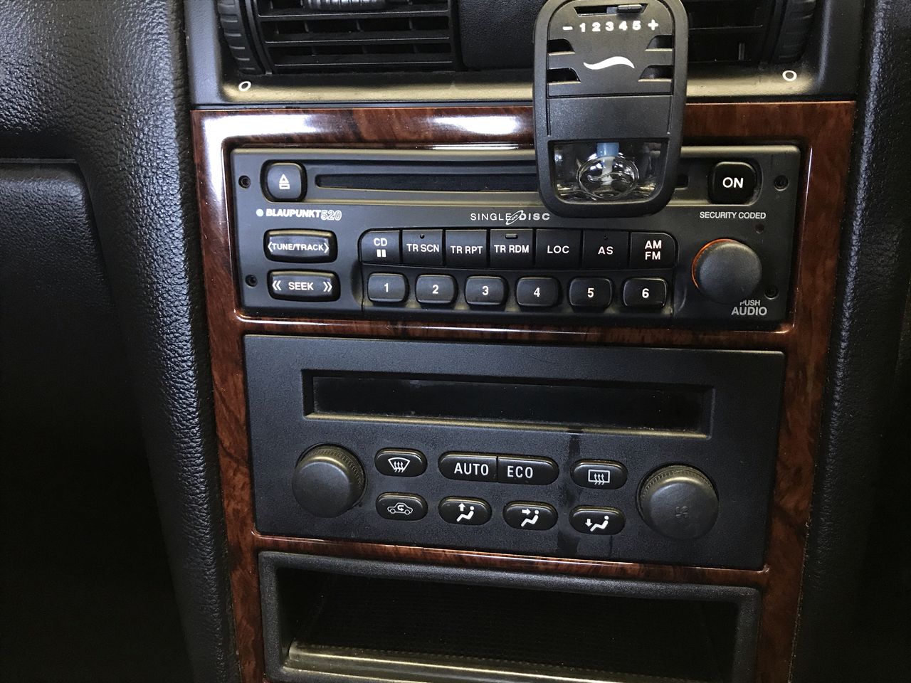 Magic Box Shiraz 2019 (6x 750mL) SEA