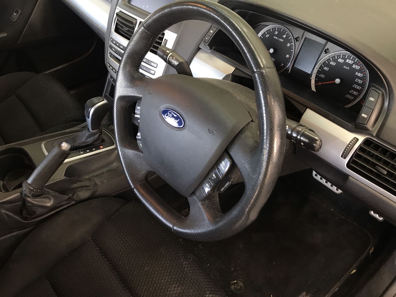 Telstra Easy Control Cordless Phone - New