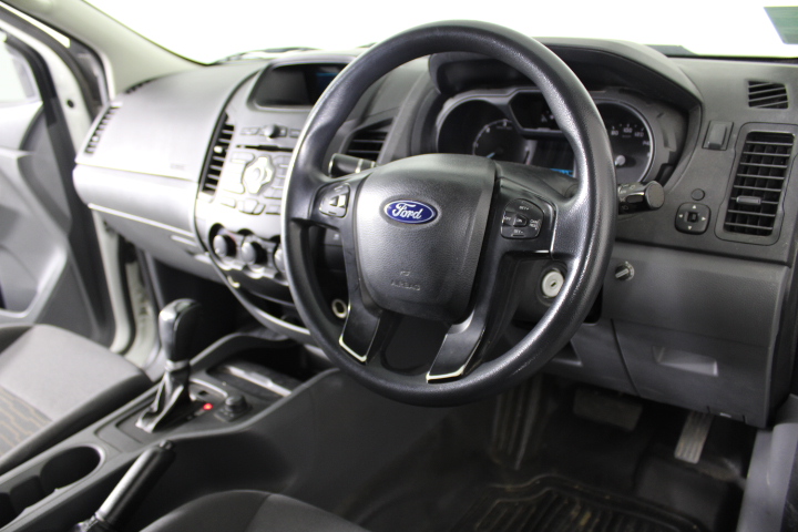 Circle of Friends Pink Moscato Slimline Cans NV (24x 250mL) Limestone Coast