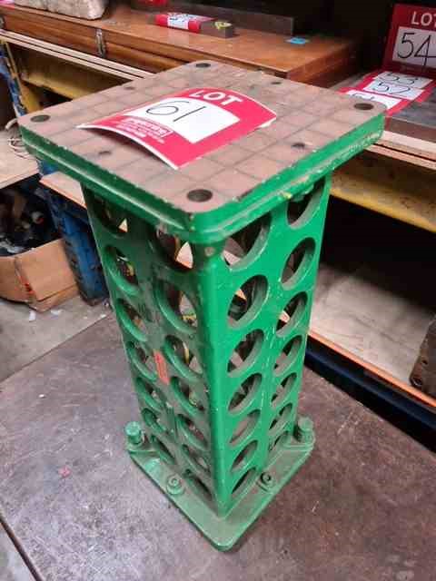 8mm 'Malaysia' Jade Quartz, Baroque Pearl Pendant Charm Necklace.