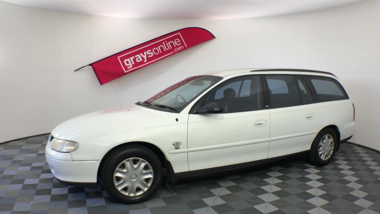 Charles Joguet Les Charmes Chinon Blanc 2019 (6x 750mL), France.