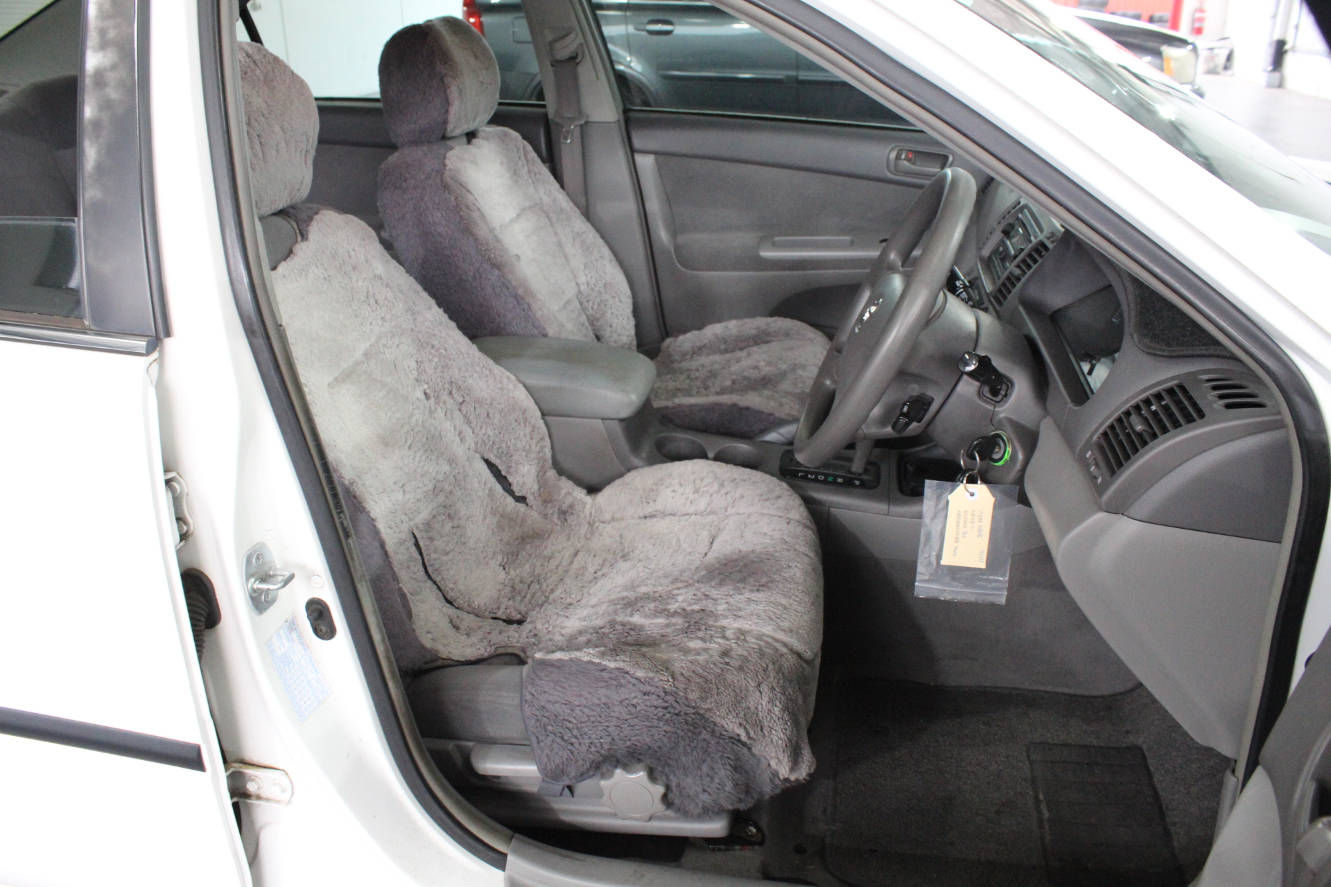 Pierre Delize Blanc De Blancs Brut NV (6x 750mL), France.