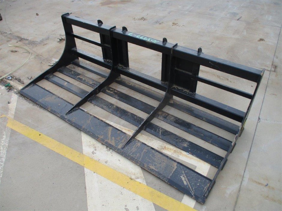 Pierre Armand Vin De France Pinot Noir 2024 (6x 750mL), France.