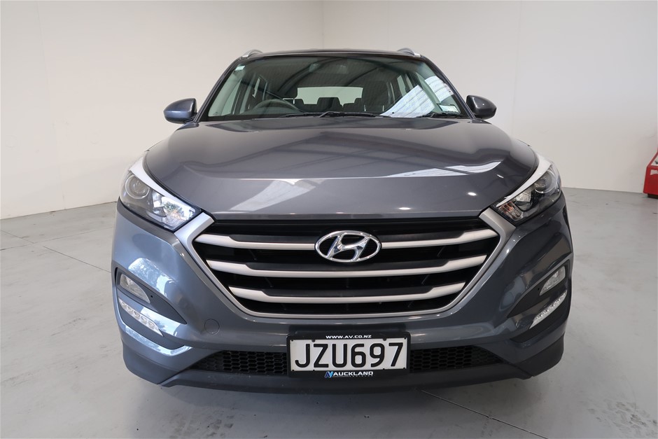 18K Gold-Filled Cuban Necklace with Simulated Diamond Clasp - 60.9cm