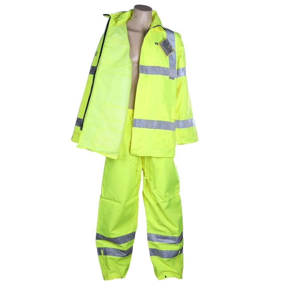 Roberts Estate Shiraz 2023 (12x 750mL) SEA