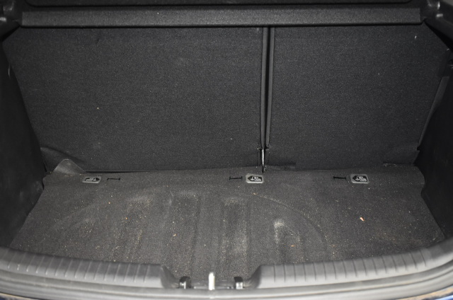 SANDISK Ultra Shift USB 3.0 Flash Drive, 128GB.