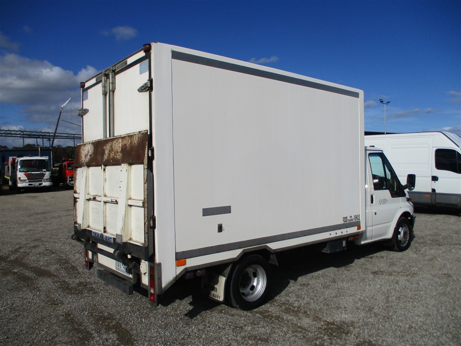 Nintendo Switch 2 Joy-Con 2 Pair - Light Blue & Light Red + Clear Charging