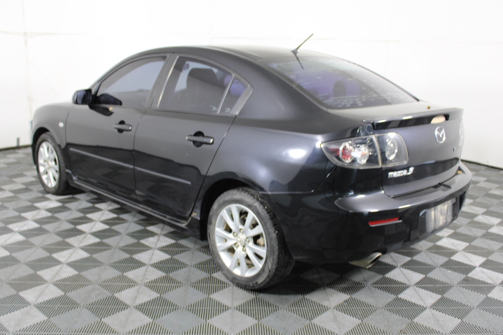 925 Sterling Silver Wide Band Simulated Diamond Ring - Size 7