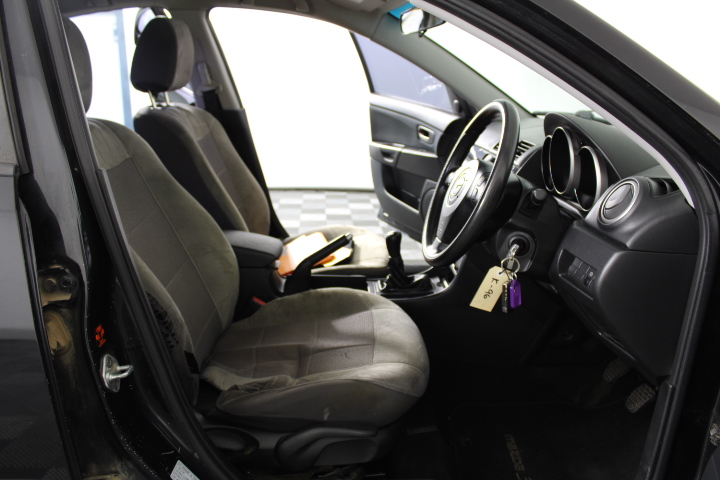 Dainty Four Leaf Clover Simulated Diamonds 925 Silver Tennis Bracelet