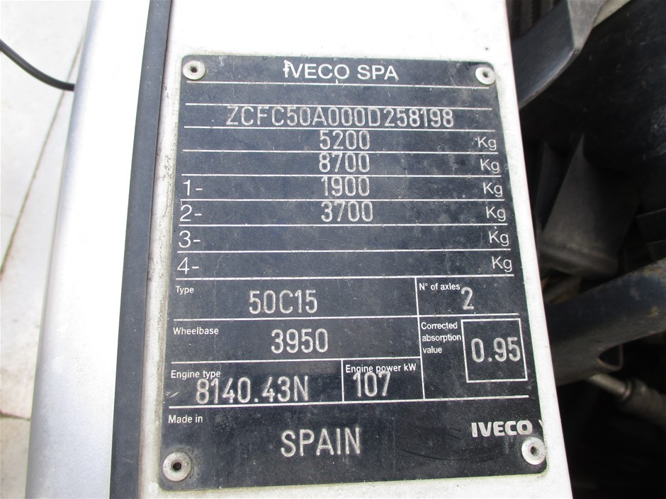 7-8mm White Pearl & White Baroque Pearl Glam Pendant.