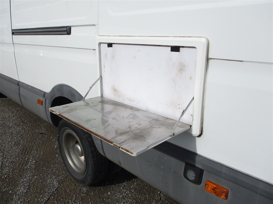 6mm Labradorite & Baroque Pearl Dangling Earrings.