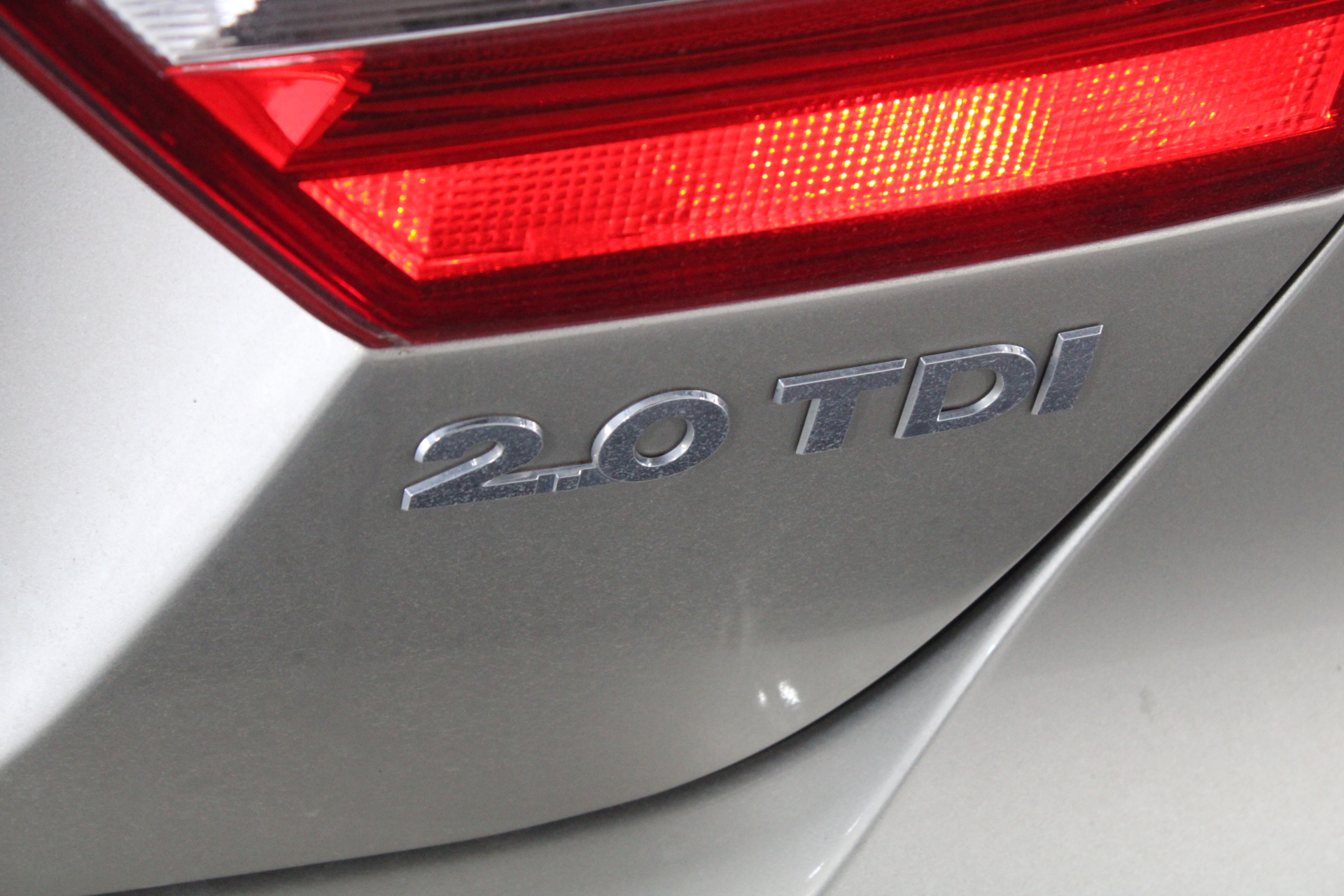 Vial full of Gold Leaf/Flake