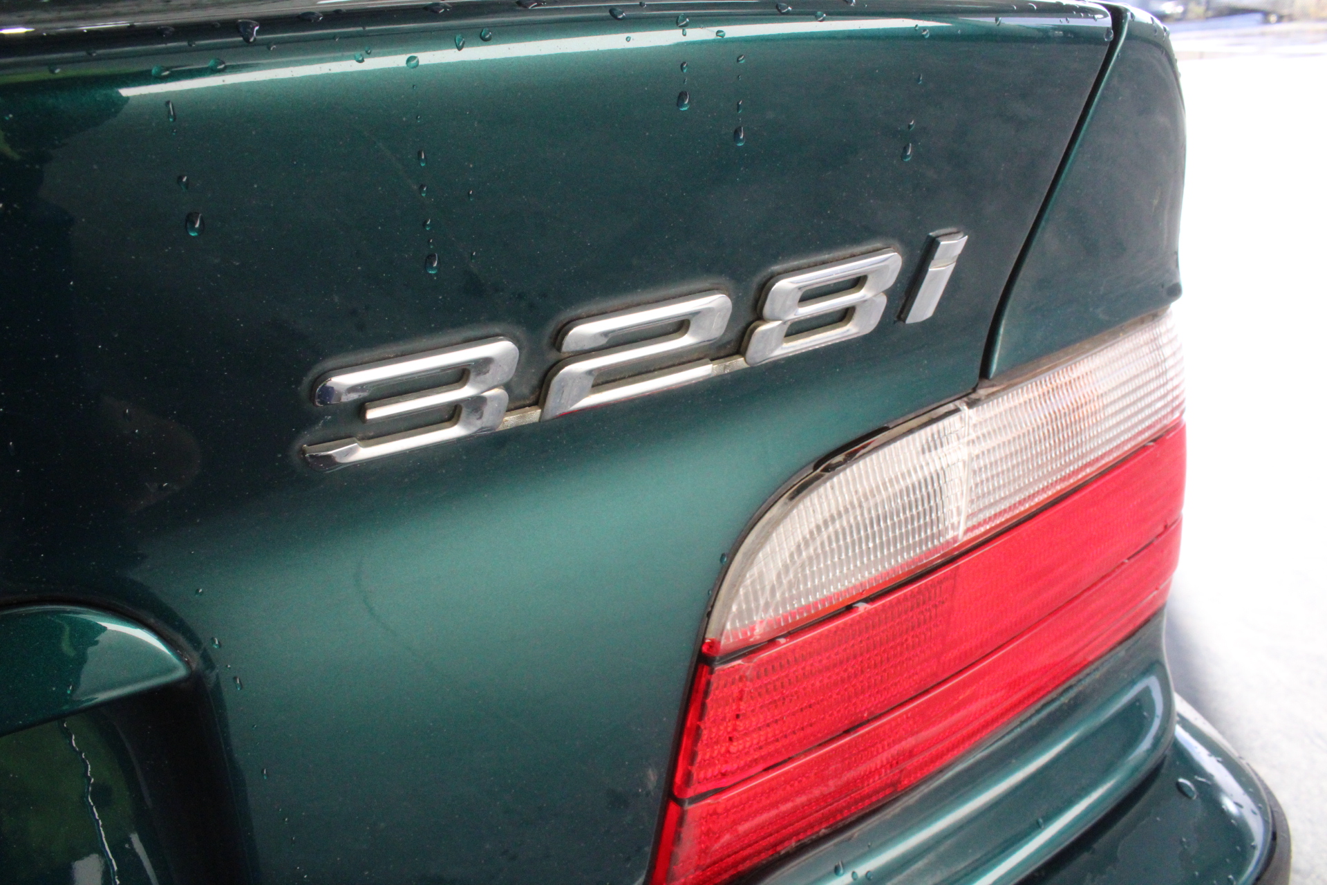 18K White Gold -Filled Clustered Chain Necklace Simulated Diamonds - 55.8cm