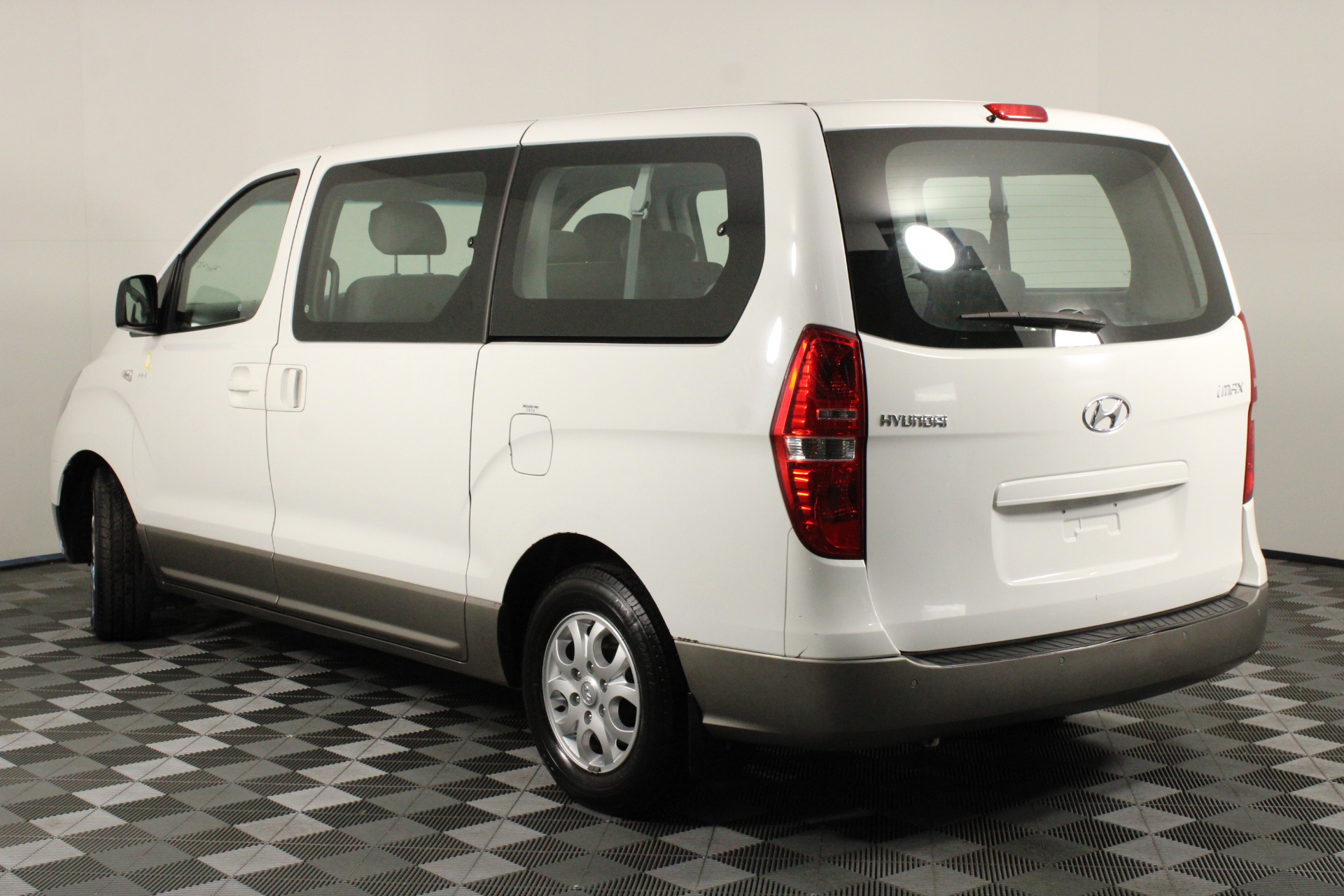 BIJ'OR-4.5" (11.4 cm) 925 Sterling Plated Le Mans Bracelet w/ T-Bar,RRP $30