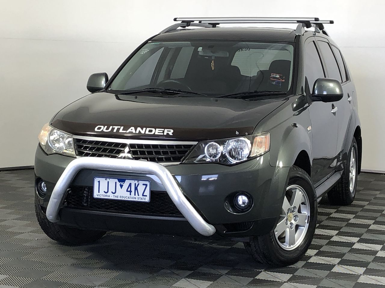 18ct Yellow Gold Double Silver Pearl Diamond Ring