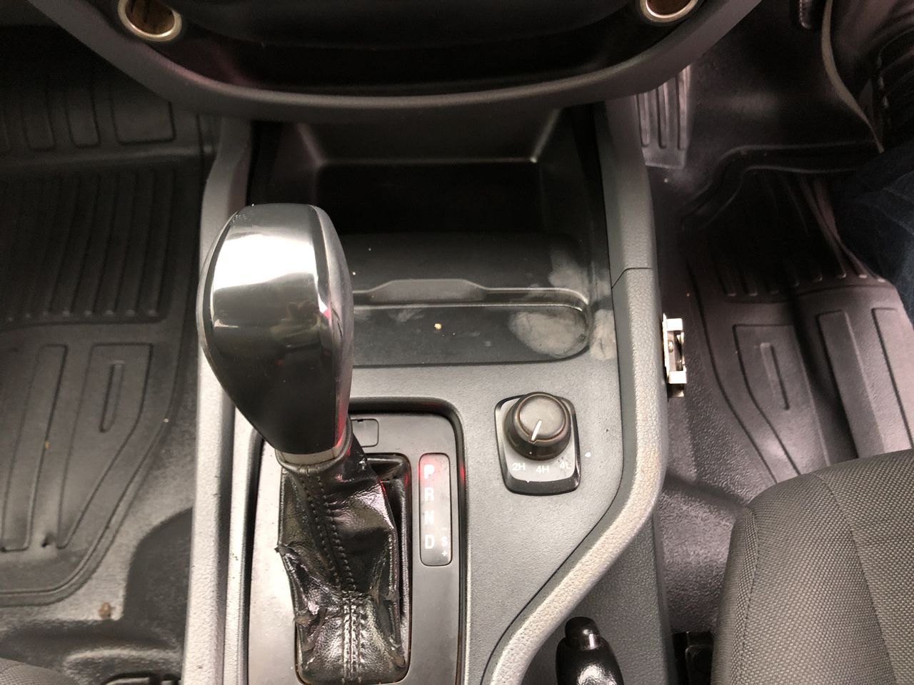 END OF LEASE AUCTION: box of mini karaoke speakers with bluetooth