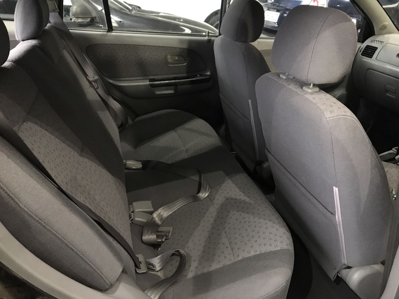 1996 Unic UR-A302 Truck Crane