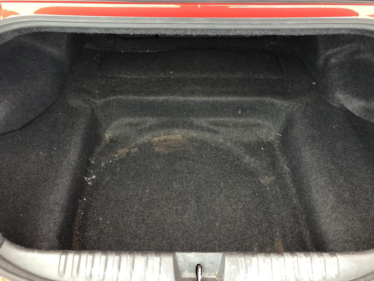 2018 100 Years Of Armistice Purple Poppy 1/10th OZ (Approx) 999 Silver Coin