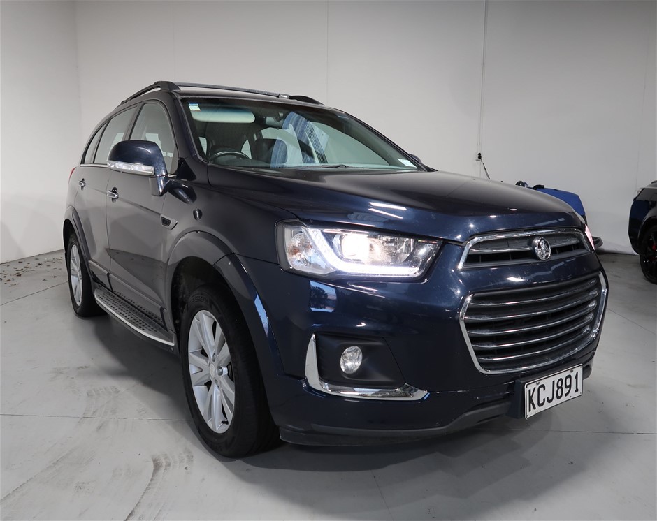 1966 Australia Queen Elizabeth Silver & 0.12 carat round 4 diamonds