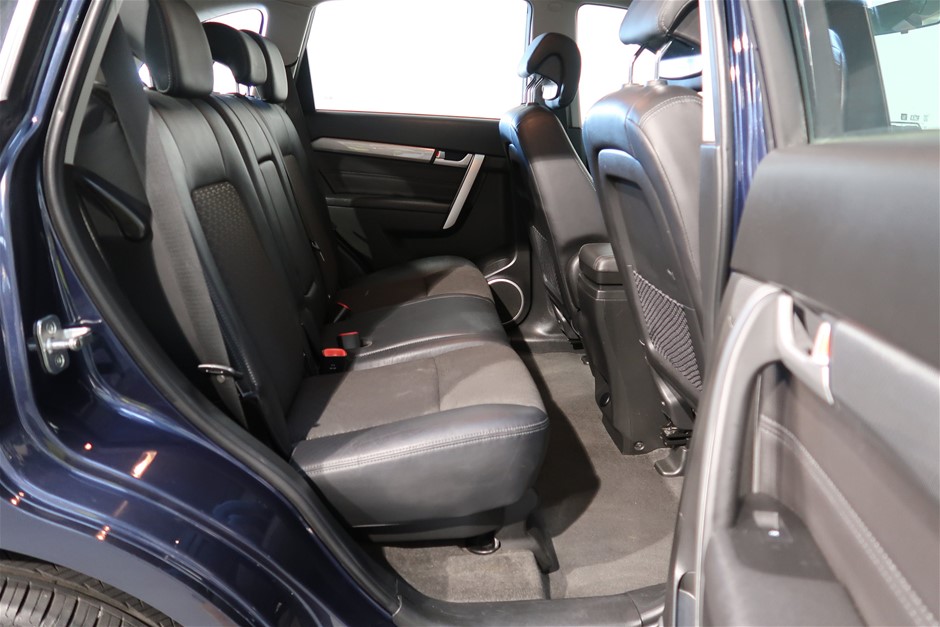 De Bortoli `Sacred Hill` Sparkling Brut NV (6x 750mL), Riverina, NSW.