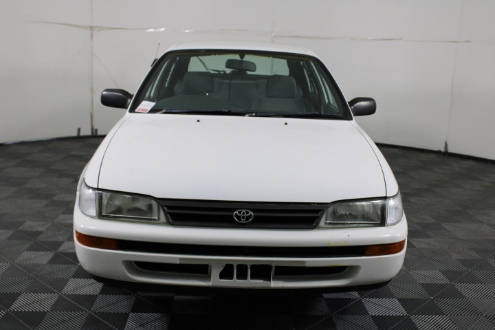 Pearl & Swarovski® Crystal Real Platinum Plated CBracelet