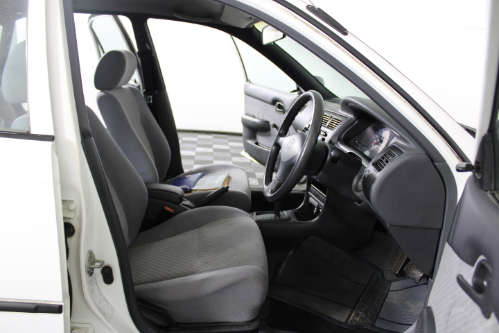 6mm Peridot & Baroque Pearl Dangling Earrings.