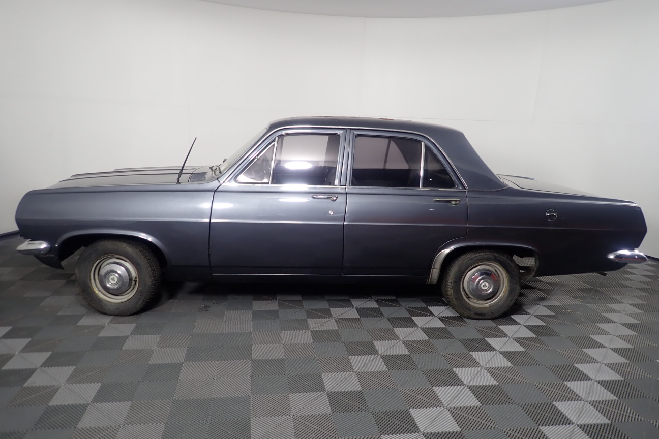 Night Merchant Gin Grapefruit And Soda Cans (24x 250mL) NSW