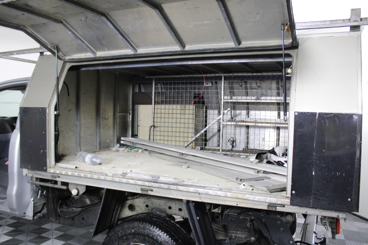 5.12ct Cut Yellow Sapphire & 0.68ct Round Two Stones Dia. G/VS-SI Ring